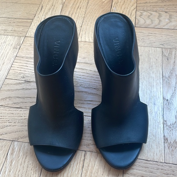 Vince cut out wedges, 4 inch heel, size 7.5 - Picture 2 of 10